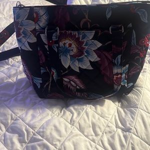 Vera Bradley Multi Strap bag in Mayfair in Bloom